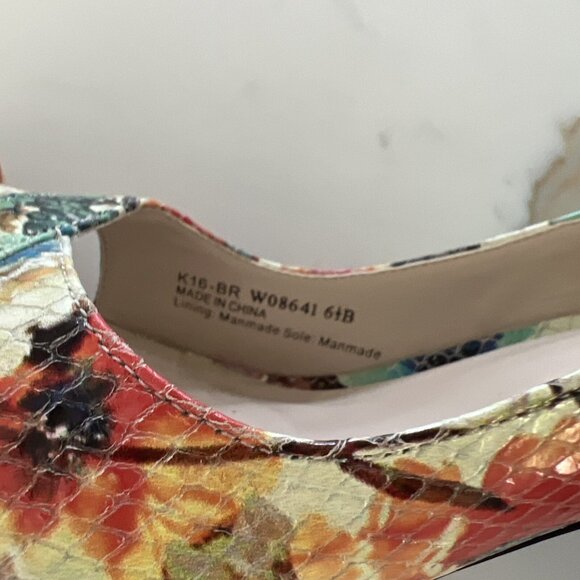 COLE HAAN SNAKE FLORAL PRINT LEATHER OPEN TOE PUMP - Picture 3 of 6